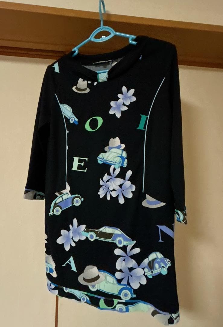 ⭐︎LEONARD⭐︎花と車のプリント 五分袖チュニック　40（M〜L）