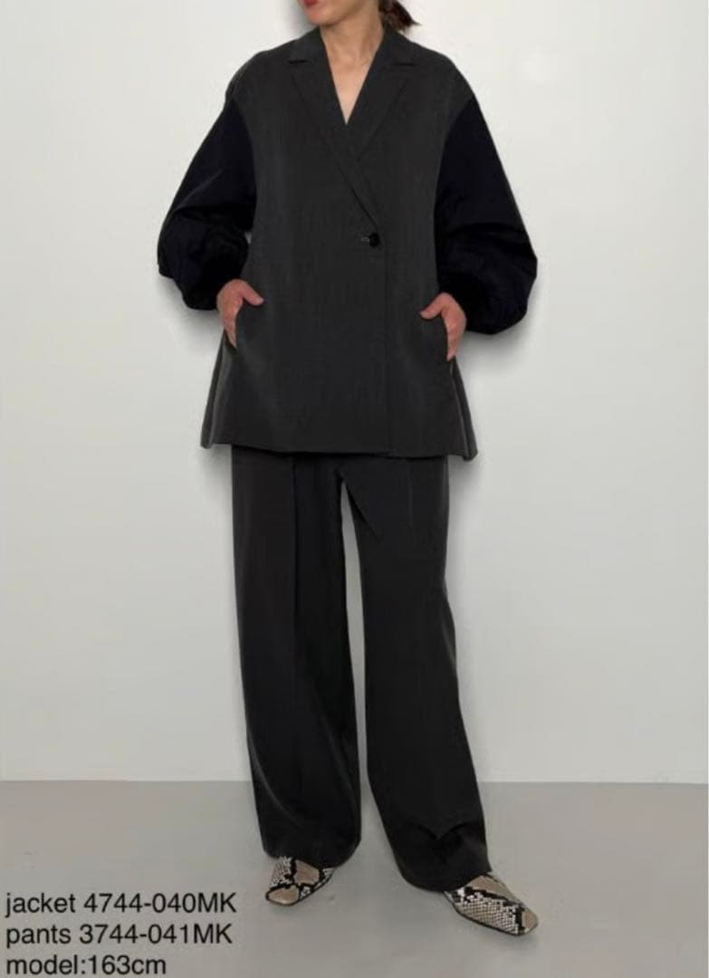 GHIGNON袖ドッキングフォルムジャケット