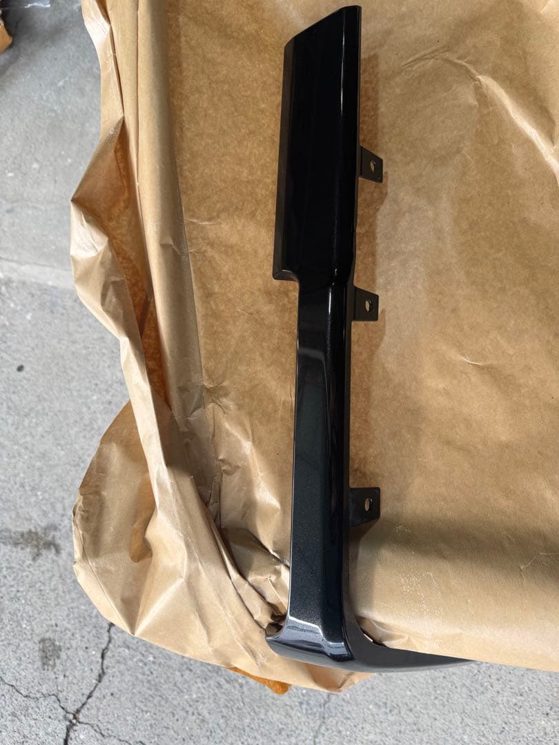 DAIHATSU ダイハツ アトレー 純正左テールランプ・スポイラー