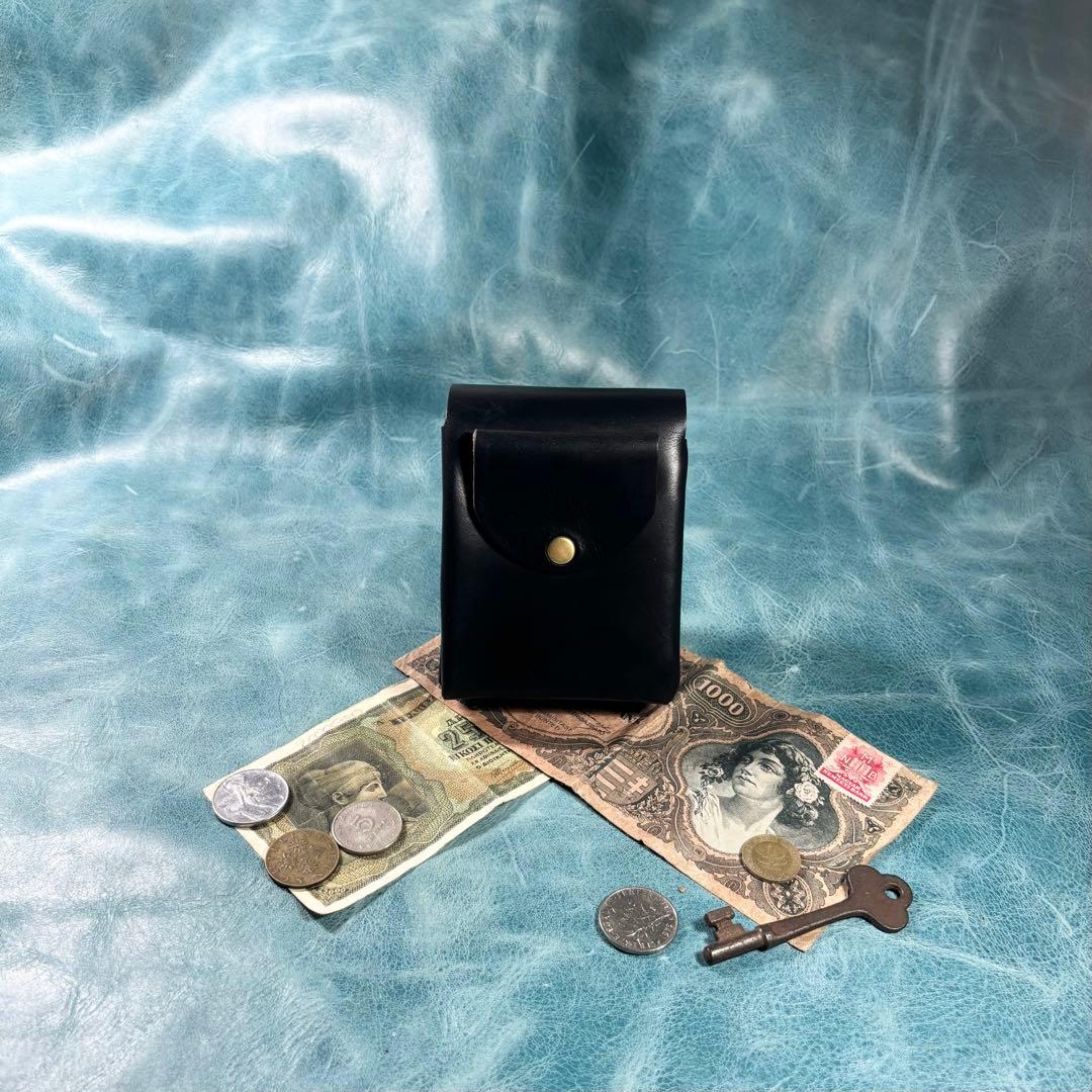 ハンドメイド　二つ折り　革財布　クロムエクセル黒色　真鍮　classical①