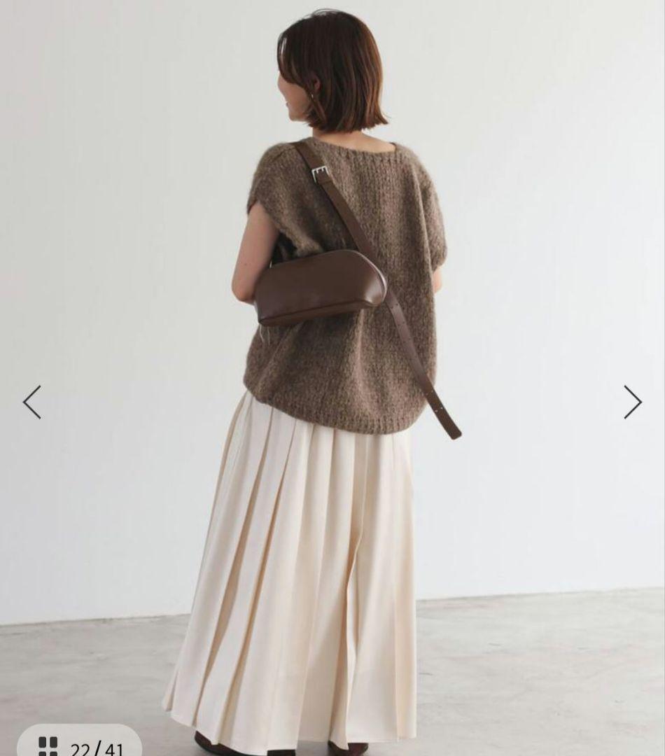 Sです(*^^*)アドカラム　ボディバッグ　ショルダーバッグ　ブラウン系