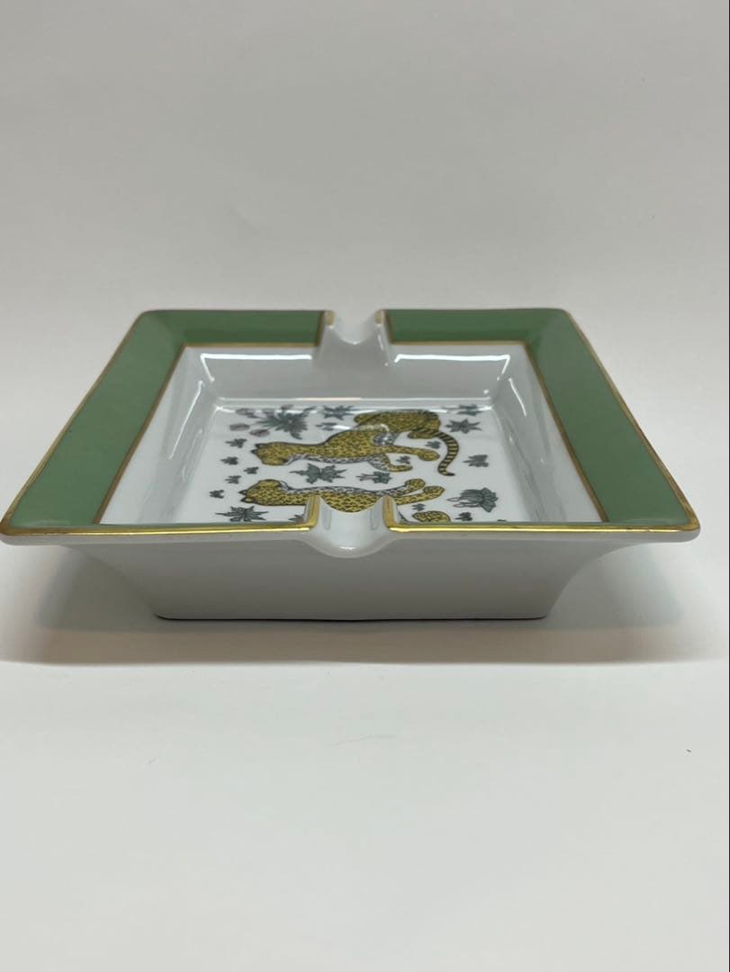 エルメス　アッシュトレイ　ヒョウ柄　箱付き