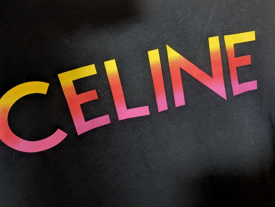 CELINE Farfetched ブラック Tシャツ グラデーションロゴ 新品
