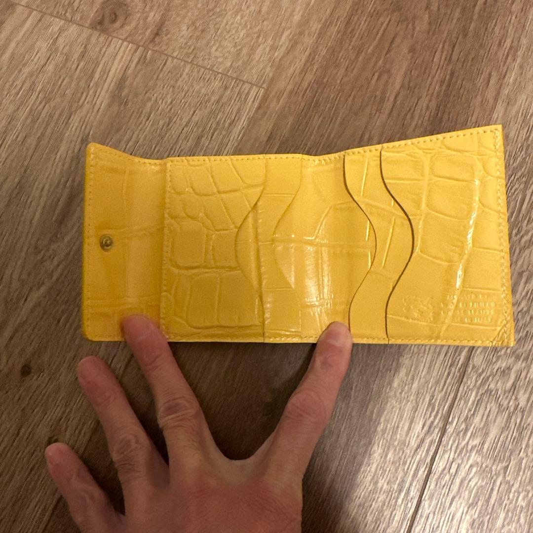 24ss 開運日限定品 イルビゾンテ　折財布　型押し　レザー　イエロー