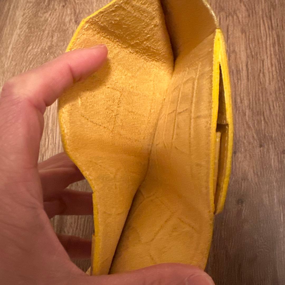 24ss 開運日限定品 イルビゾンテ　折財布　型押し　レザー　イエロー