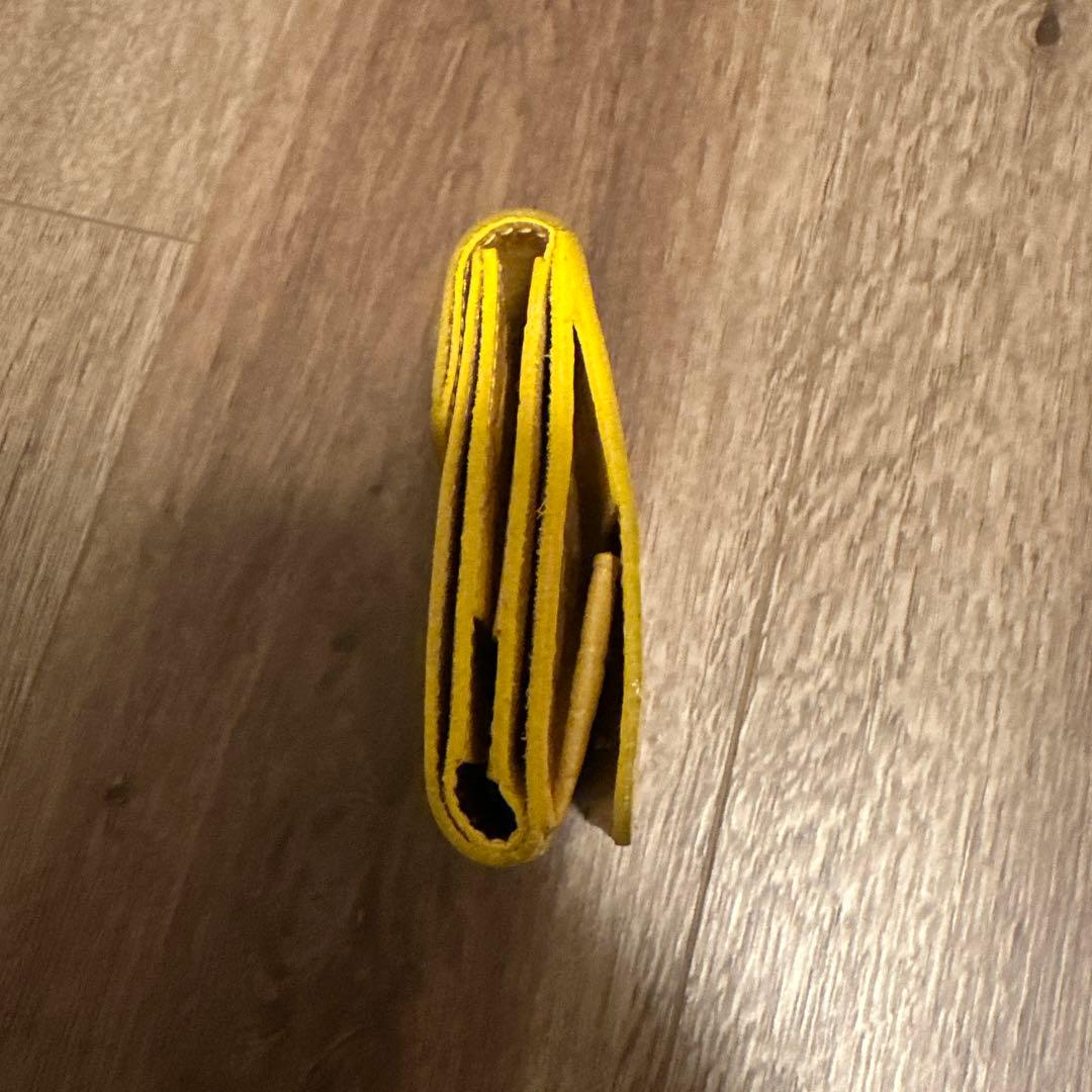 24ss 開運日限定品 イルビゾンテ　折財布　型押し　レザー　イエロー