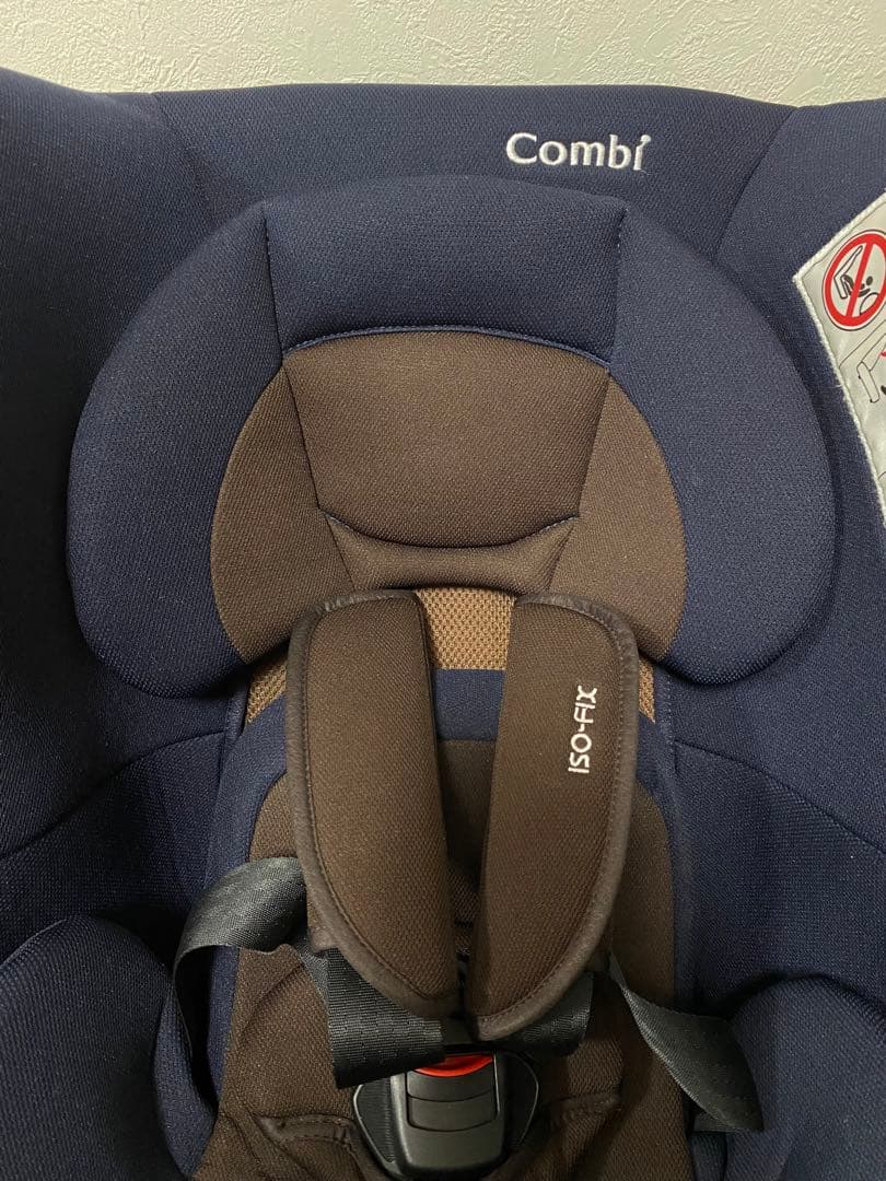 Combi コンビ 回転式チャイルドシート クルムーヴ クルムーブ　ISOFIX