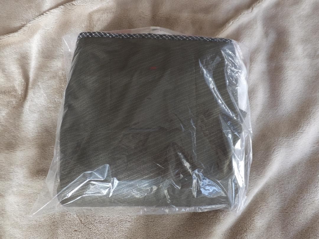 クシタニ　フルメッシュパーカー