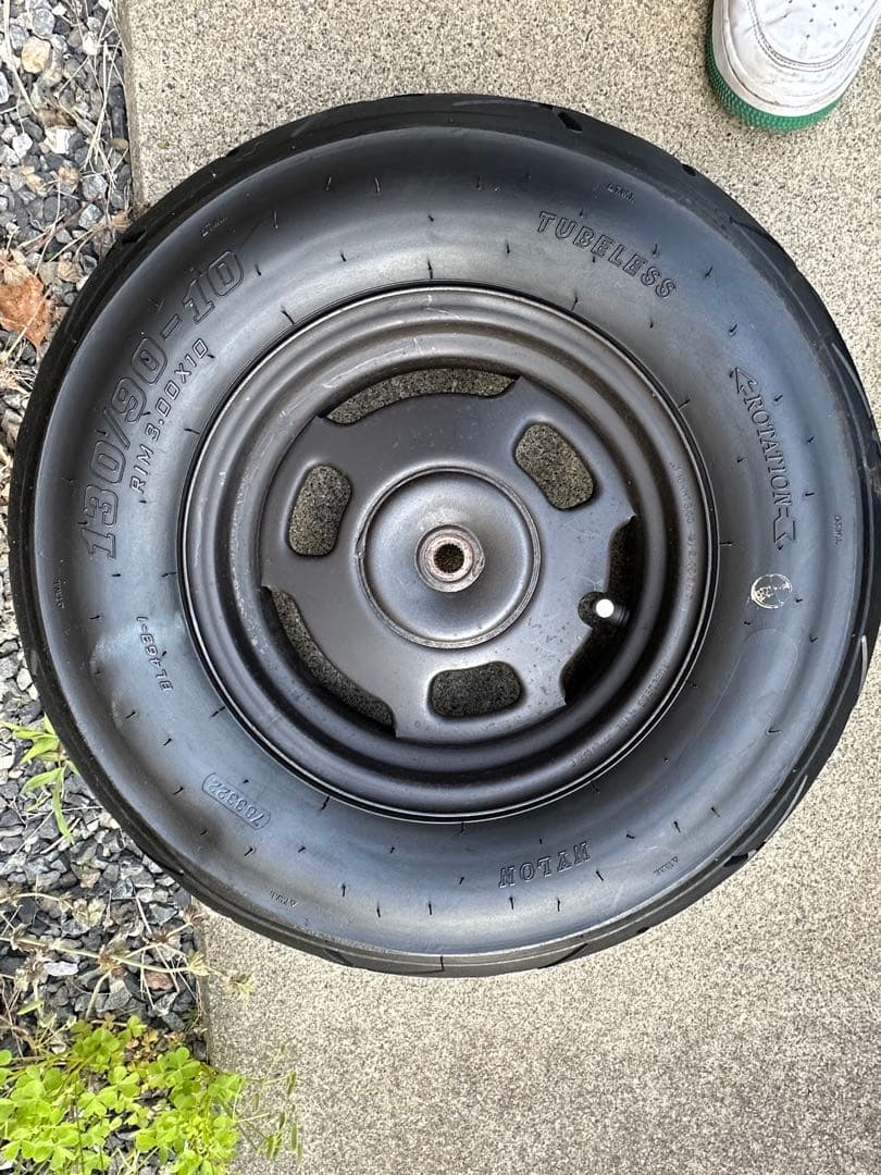 ズーマー タイヤ付きホイール