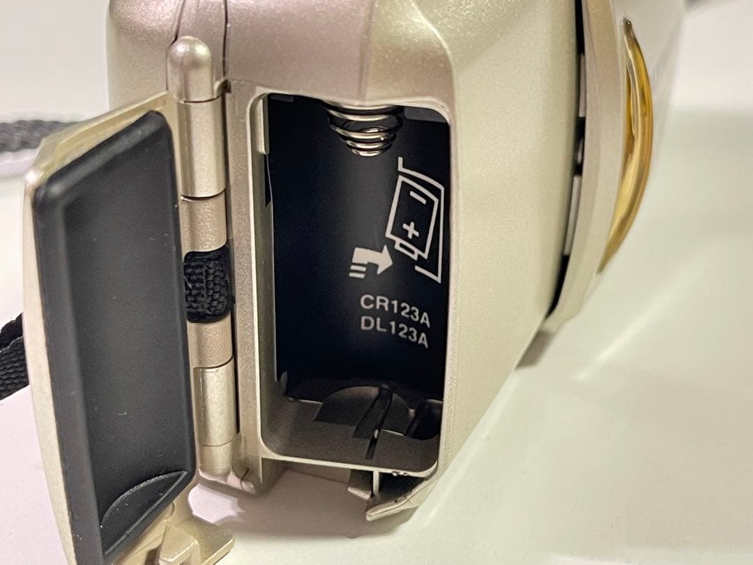 【オリンパス】 μ[mju:]（ミュー）-II 80 VF カメラ【ジャンク品】