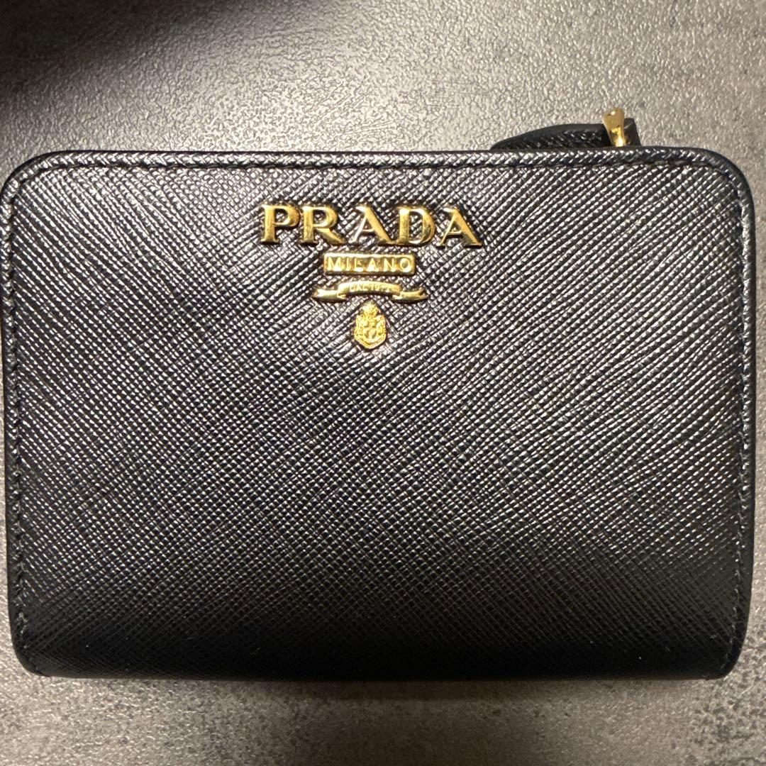 【新品】 PRADA 財布 現行 未使用 RFID タグ