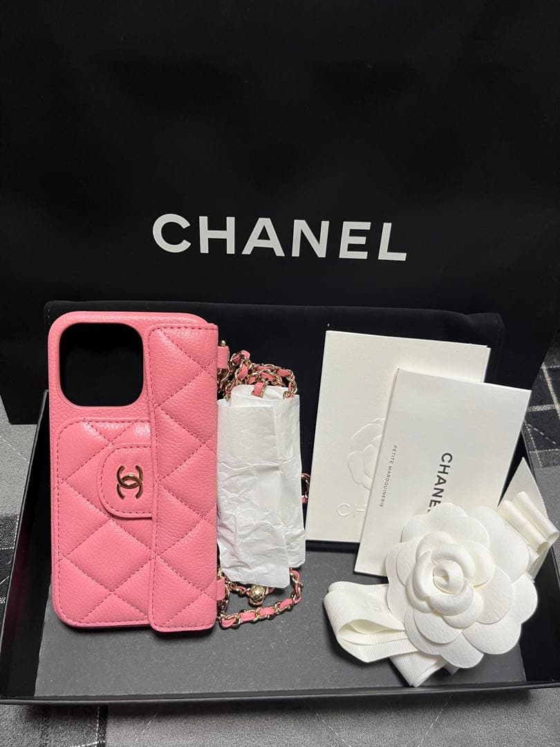CHANEL iPhone13Proケース