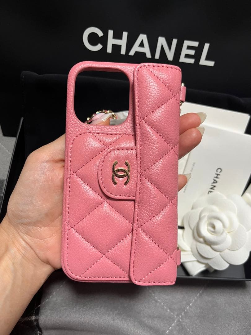 CHANEL iPhone13Proケース