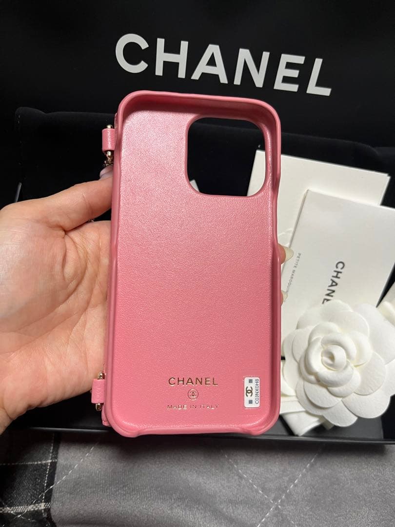 CHANEL iPhone13Proケース