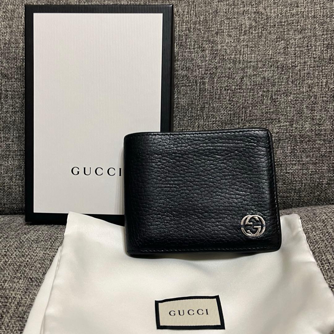 GUCCI 二つ折り財布　箱付き