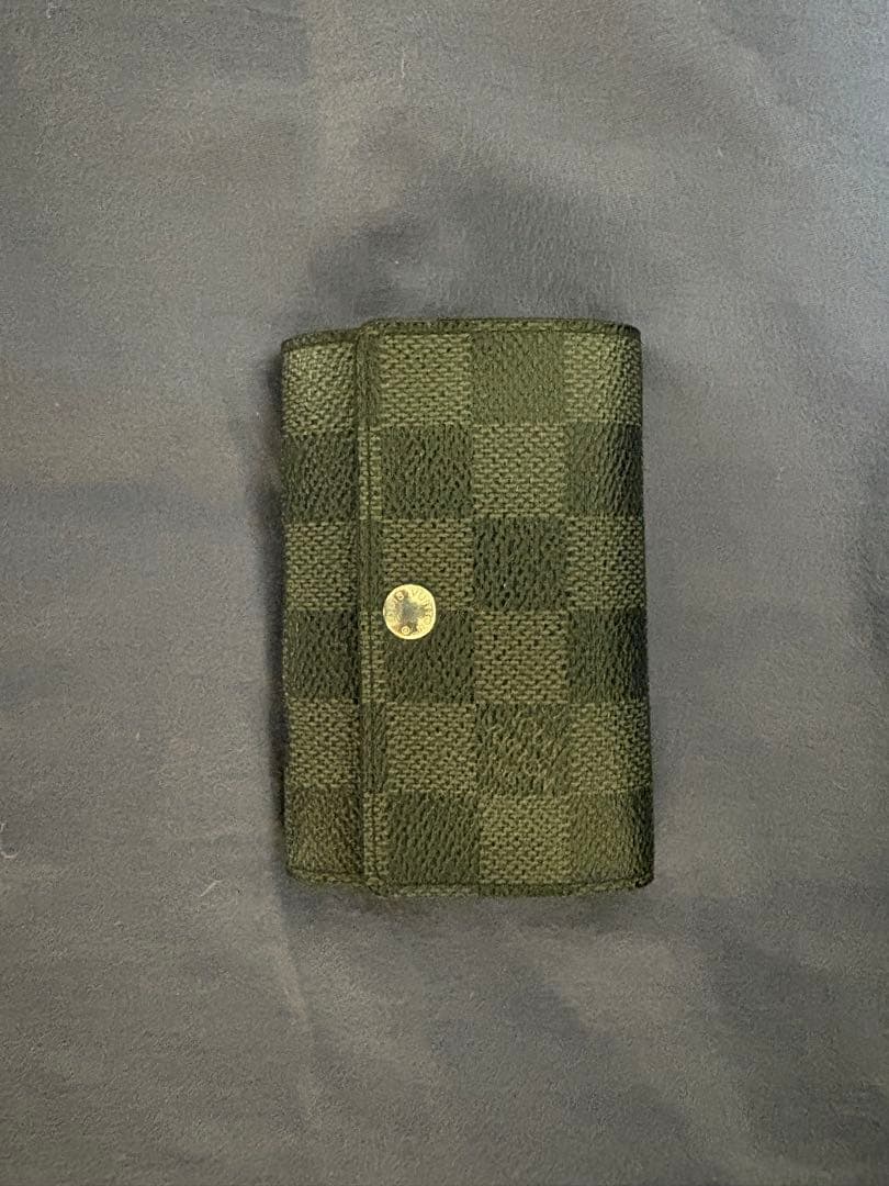 ルイヴィトン（ダミエ）のカードケース、6連キーケースをセットで売ります！