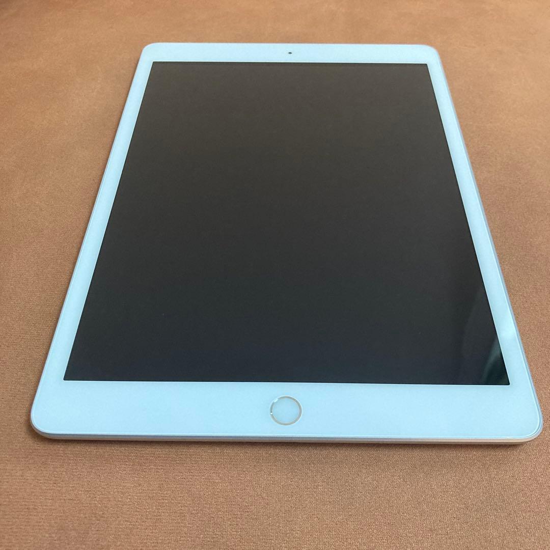 411 電池最良好☆比較的美品☆iPad7第7世代32GB WIFIモデル☆