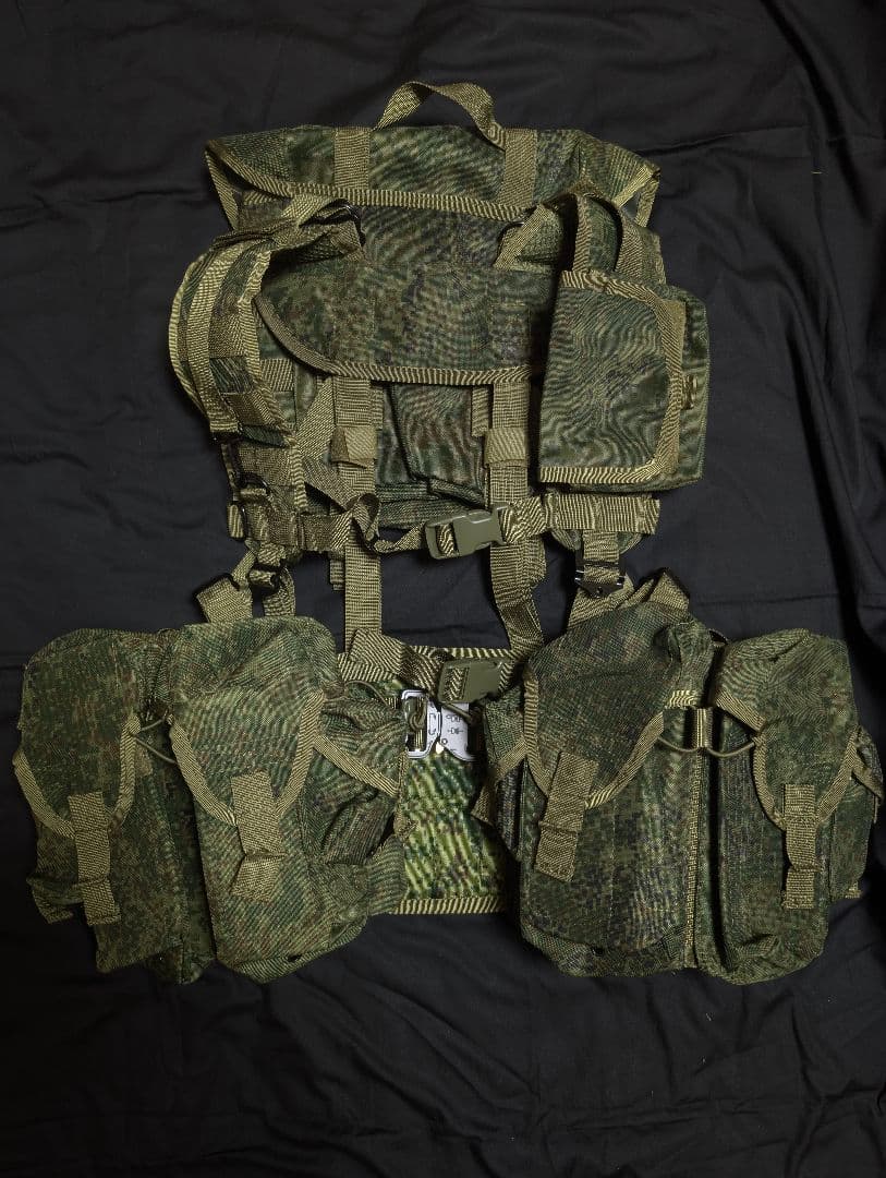 ロシア軍フル装備　デジタルフローラ 迷彩服上下＋SMERSH＋6B51レプリカ