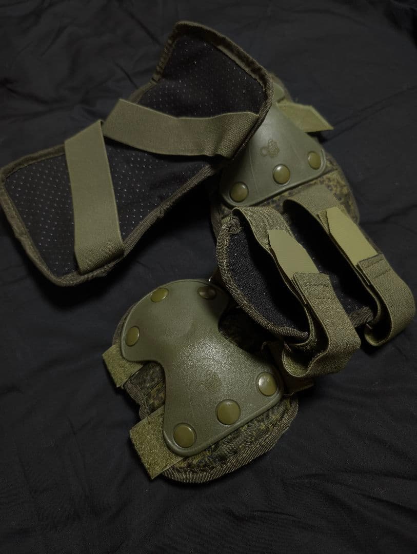 ロシア軍フル装備　デジタルフローラ 迷彩服上下＋SMERSH＋6B51レプリカ