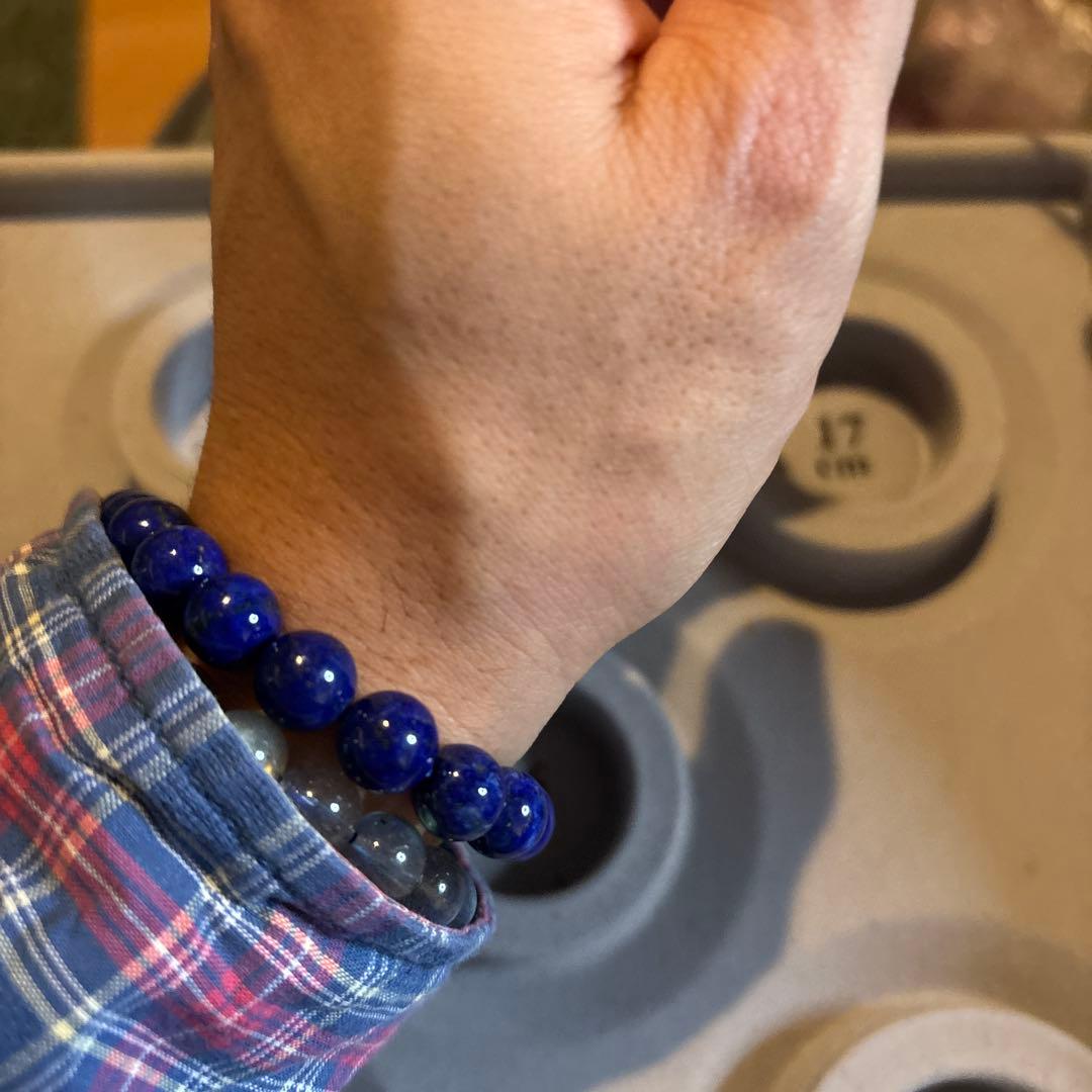 ズンとくる！すっごい重厚感！見たことない！すごすぎるラピスラズリ！すごすぎ！