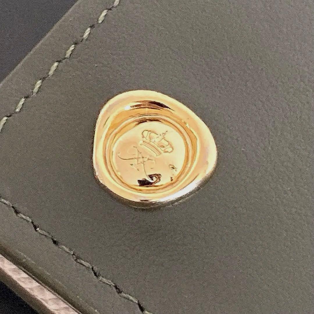 【美品・ギャランティカード付 】ADMJ 長財布 バニティ クリスタル付　日本製