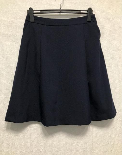 新品☆19号LL3L♪紺系♪タックフレア洗えるスカートスーツ☆r141