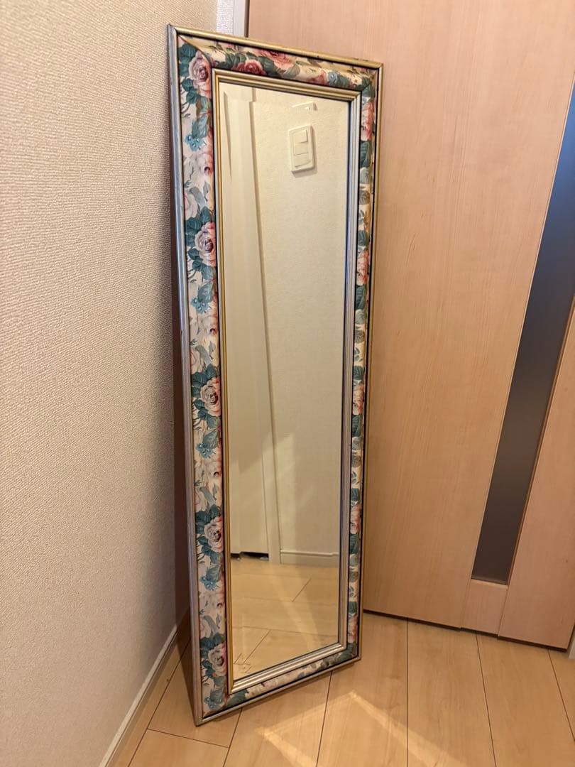 イタリア製 アンティークミラー　壁掛け 鏡 花模様 ウォールミラー