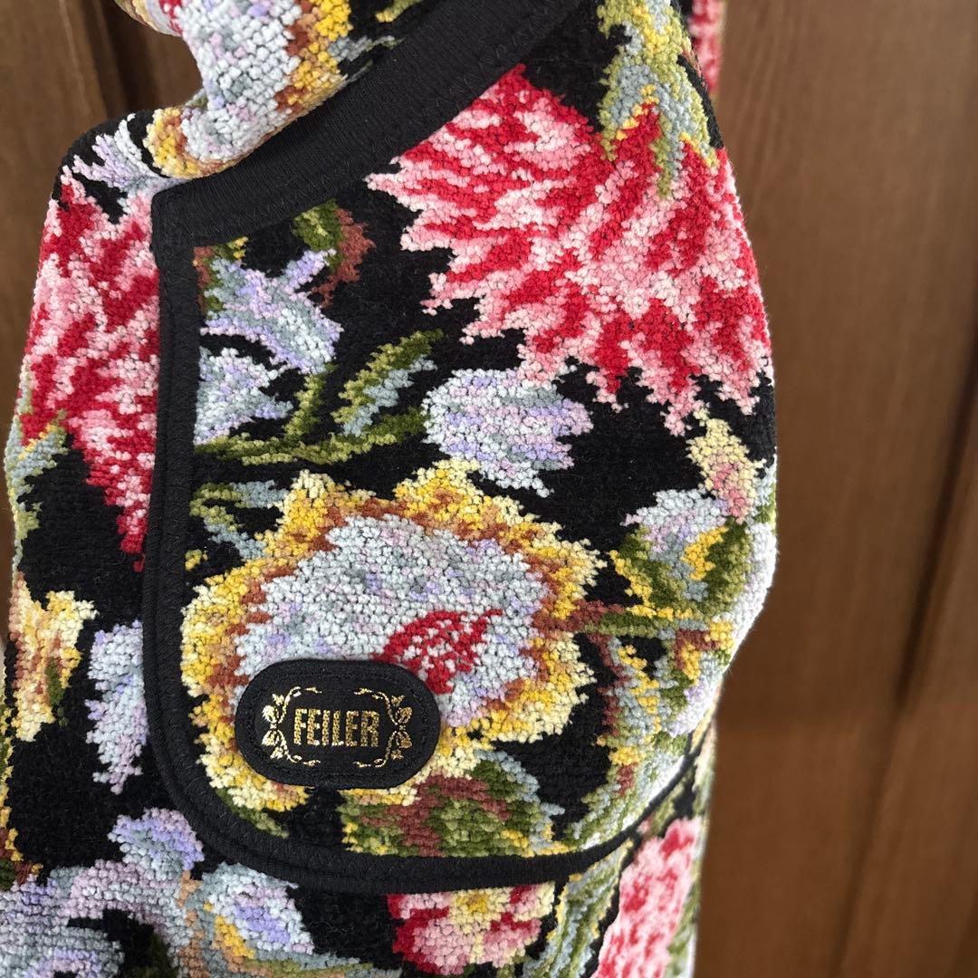 【美品】花柄エプロン　　FEILER