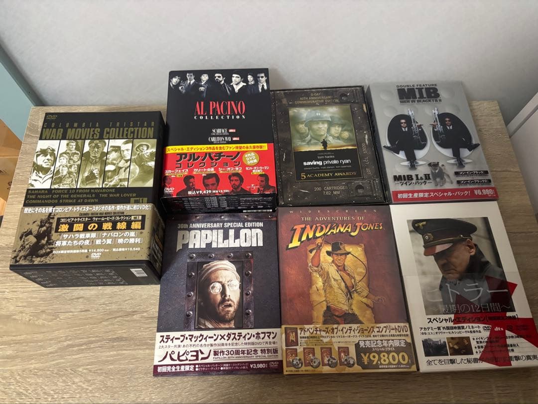 DVDコレクション（インディ・ジョーンズ、MIBなど）