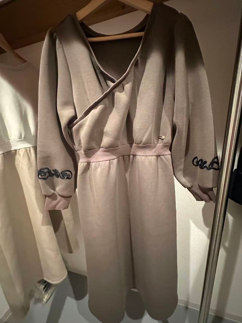 新品未使用【SUKALA】エアーカシュクールワンピース L