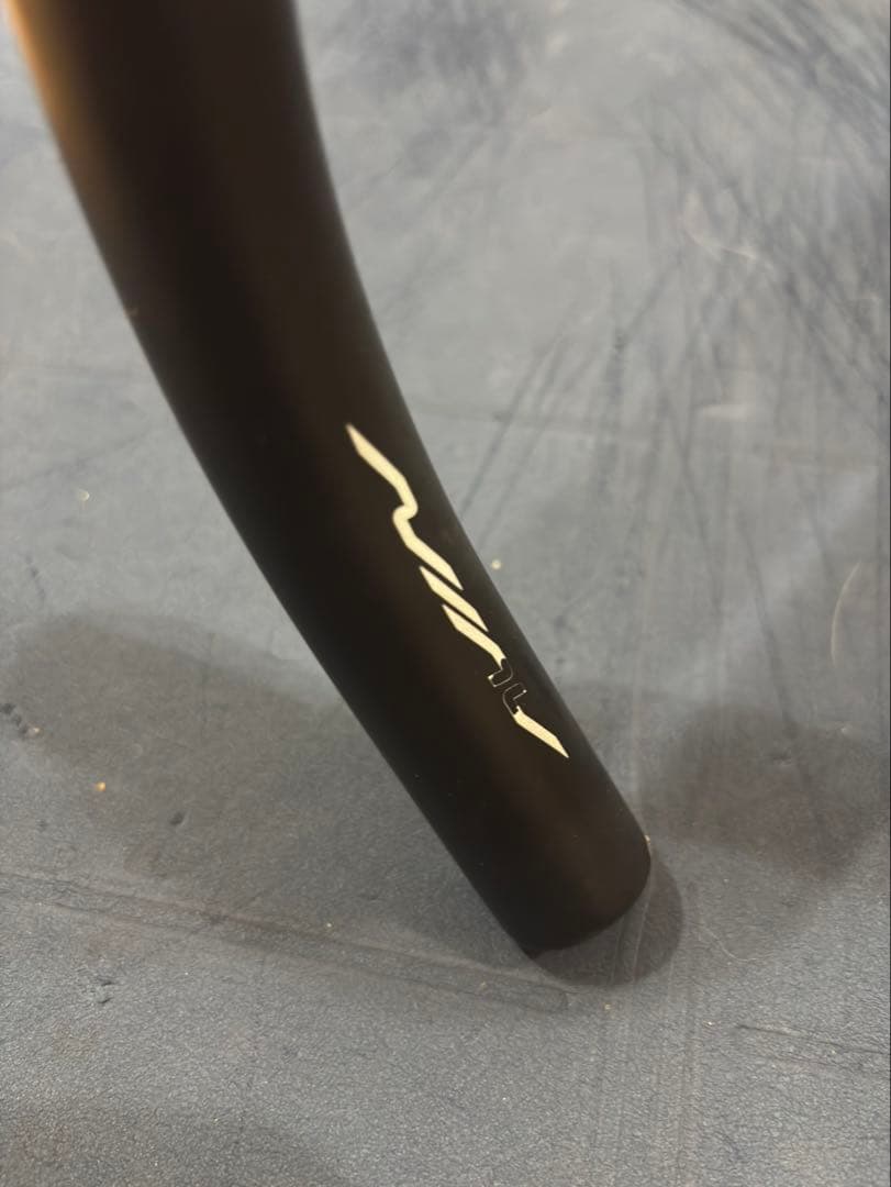 avian canary 一体型ハンドルバー