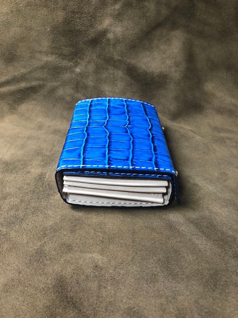 エムピウ ミッレフォッリエ風　革財布　クロコダイル型押しレザー