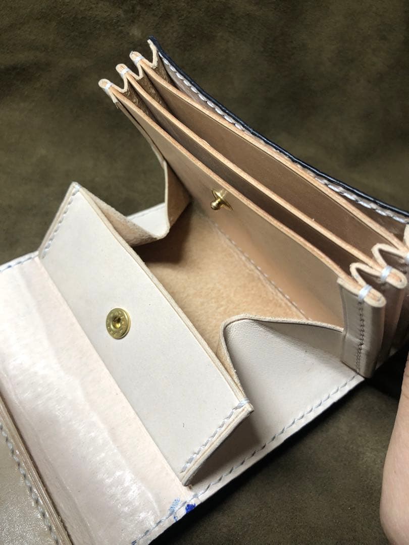 エムピウ ミッレフォッリエ風　革財布　クロコダイル型押しレザー