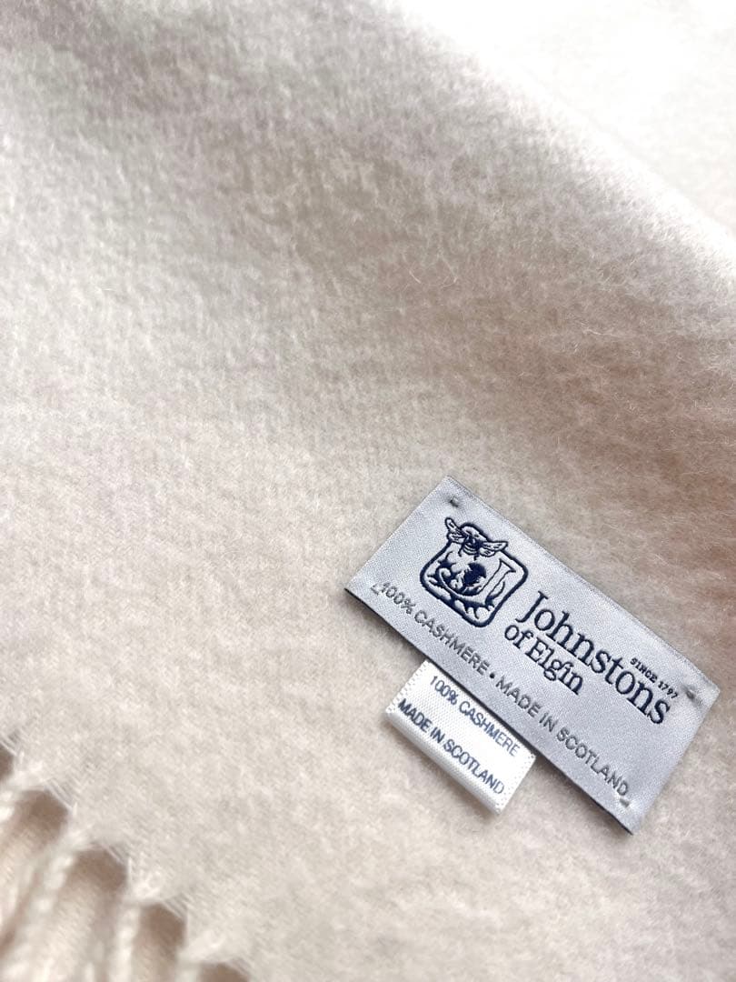 ジョンストンズ　カシミア大判ストール　ホワイト