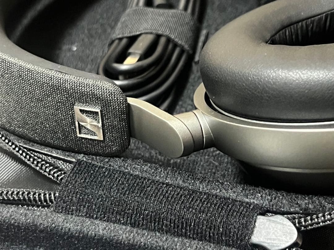 Sennheiser ワイヤレスヘッドホンMOMENTUM 4 Wireless