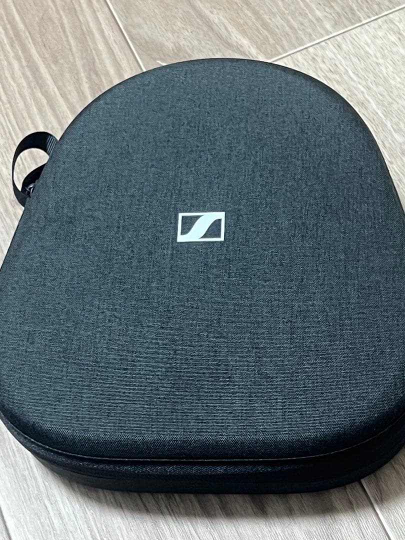 Sennheiser ワイヤレスヘッドホンMOMENTUM 4 Wireless