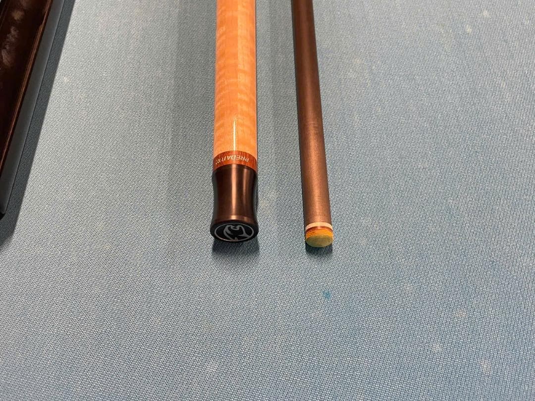 ビリヤードキューPredator P3 Melange ＋ REVO 12.4