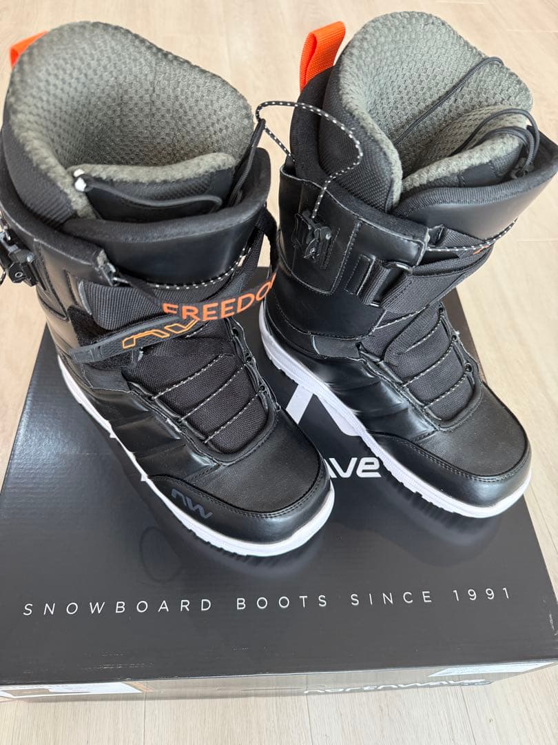 24-25ノースウェーブ フリーダムリミテッド FREEDOM LTD 25.5