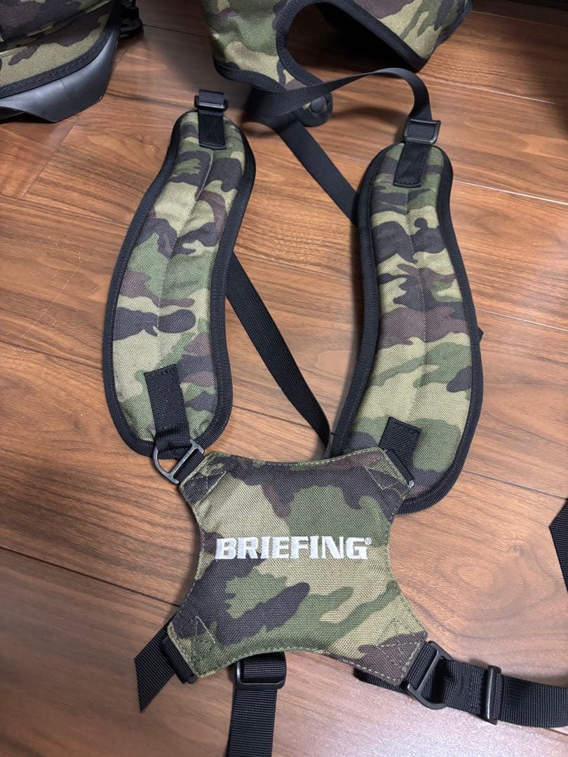 ブリーフィング ウッドランドカモ　迷彩　キャディバッグ　シングルストラップ