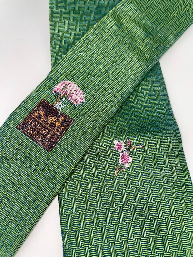 美品 エルメス ハイブランド ネクタイ ファソネ H柄 グリーン 桜柄 花柄 春