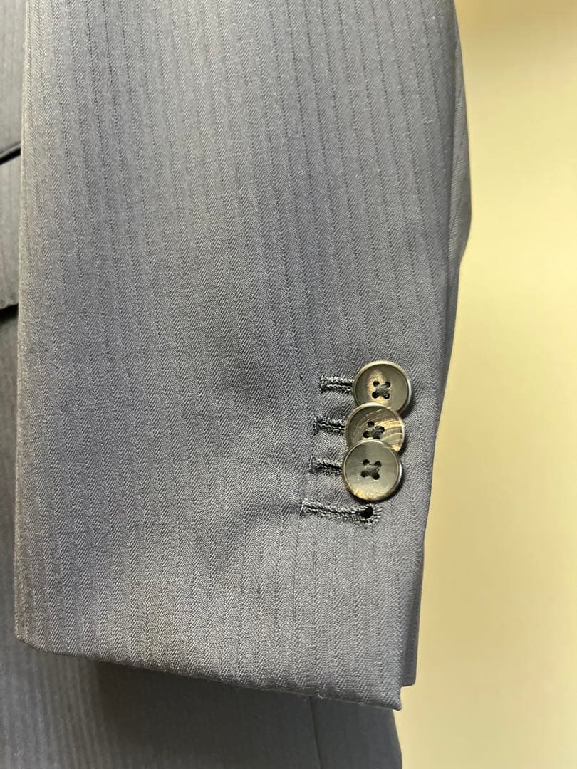 HILTON ヒルトン ネイビー スーツA4 CERRUTI