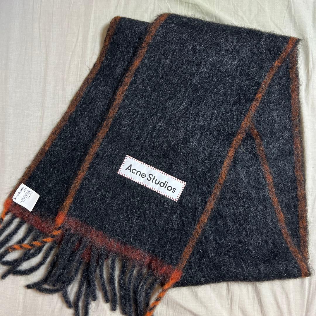 Acne Studios マフラー グレー オレンジ ストライプ