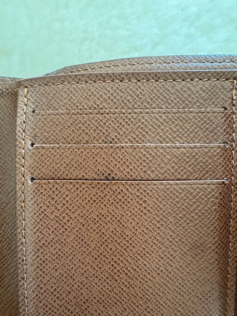 ルイヴィトン　財布