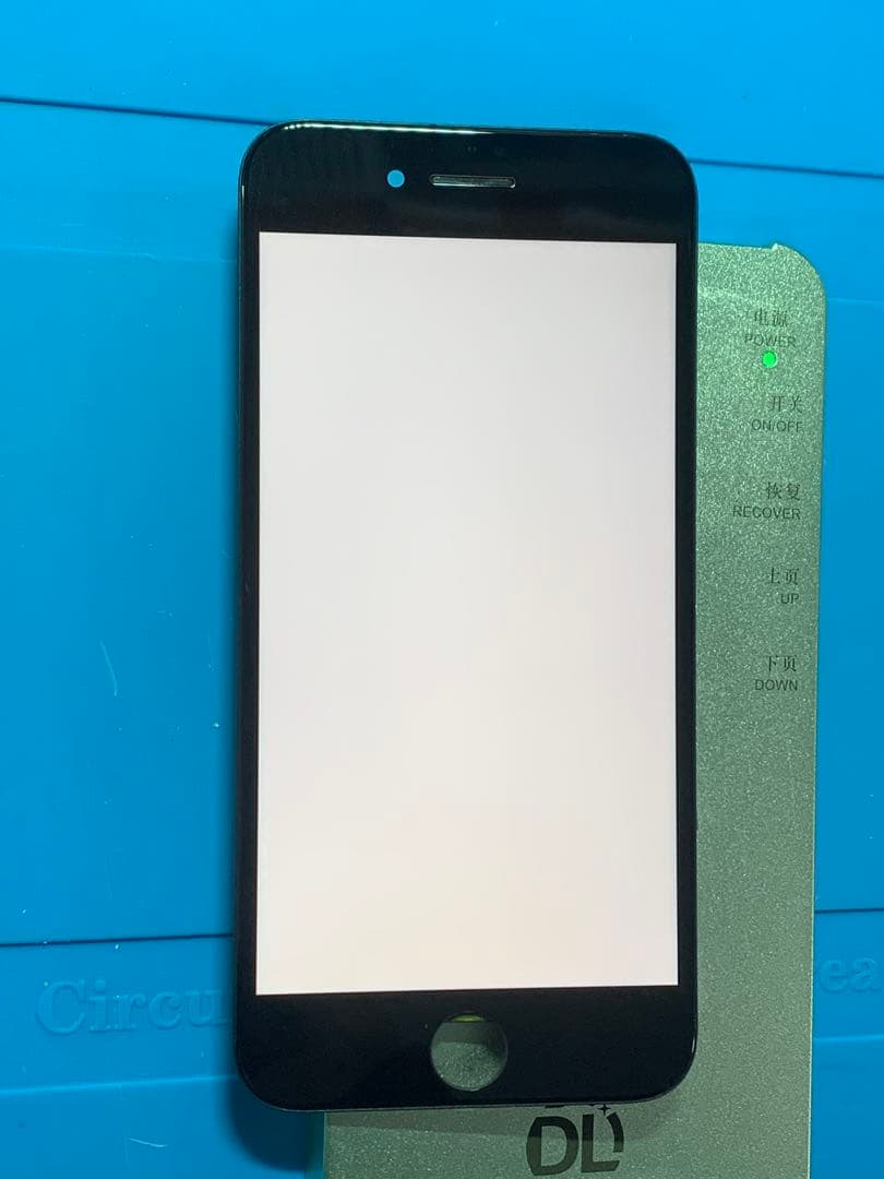 【3枚セット】iPhone SE3第3世代純正再生パネル3x3