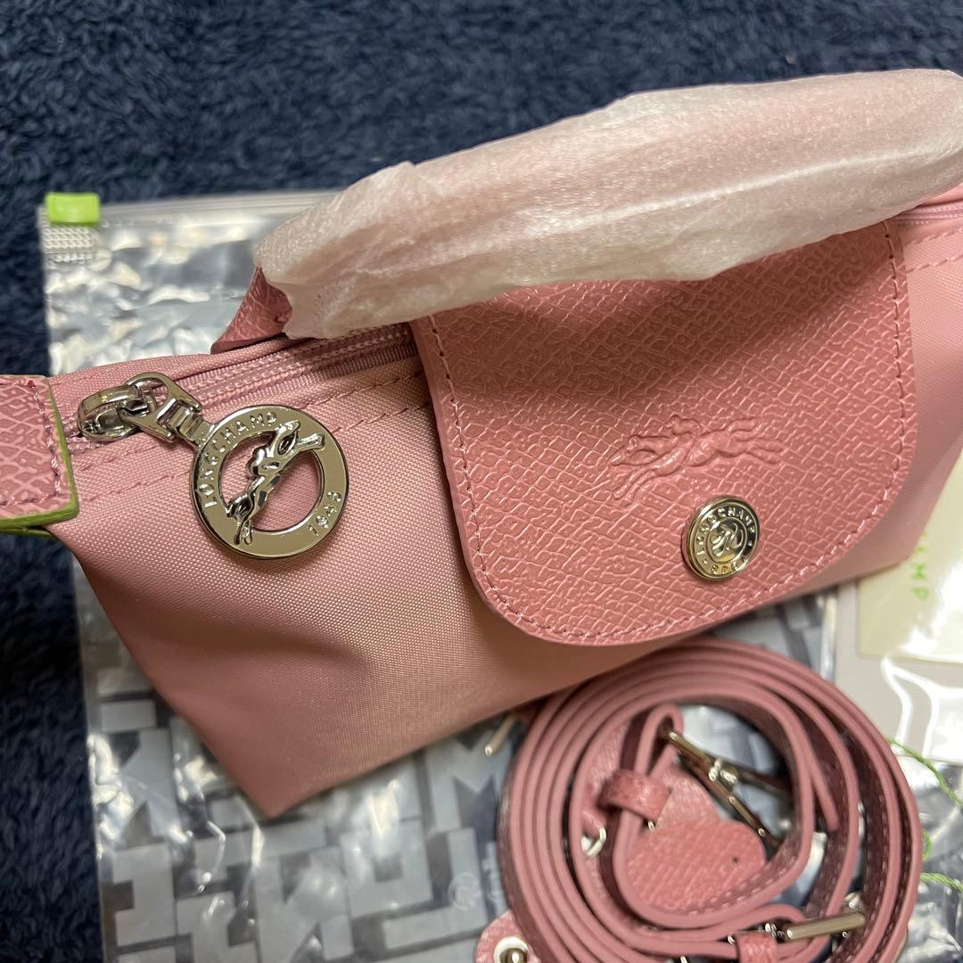 A*n様 新品LONGCHAMPショルダーバッグ ペタルパウダー（淡いピンク）X