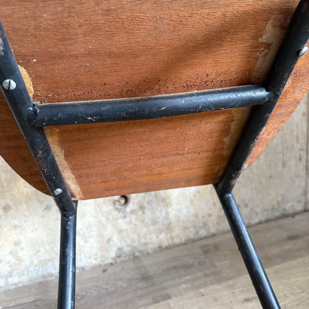 ヴィンテージチェア　古材×パイプ　リメイク　子供椅子　学校椅子　黒