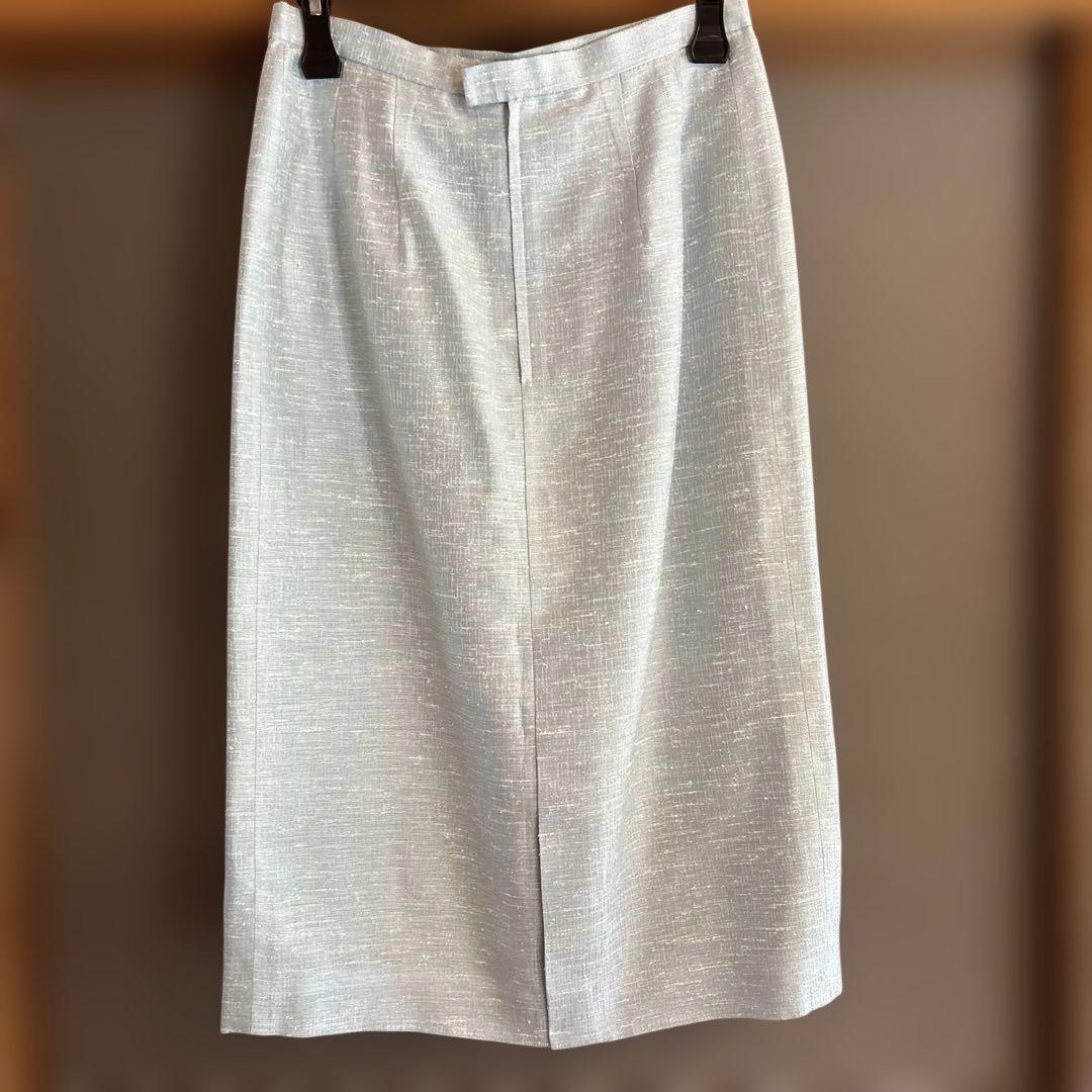 新品タグ付 10.2万円 ピエールカルダン フリル美しいエレガントスーツ　13号