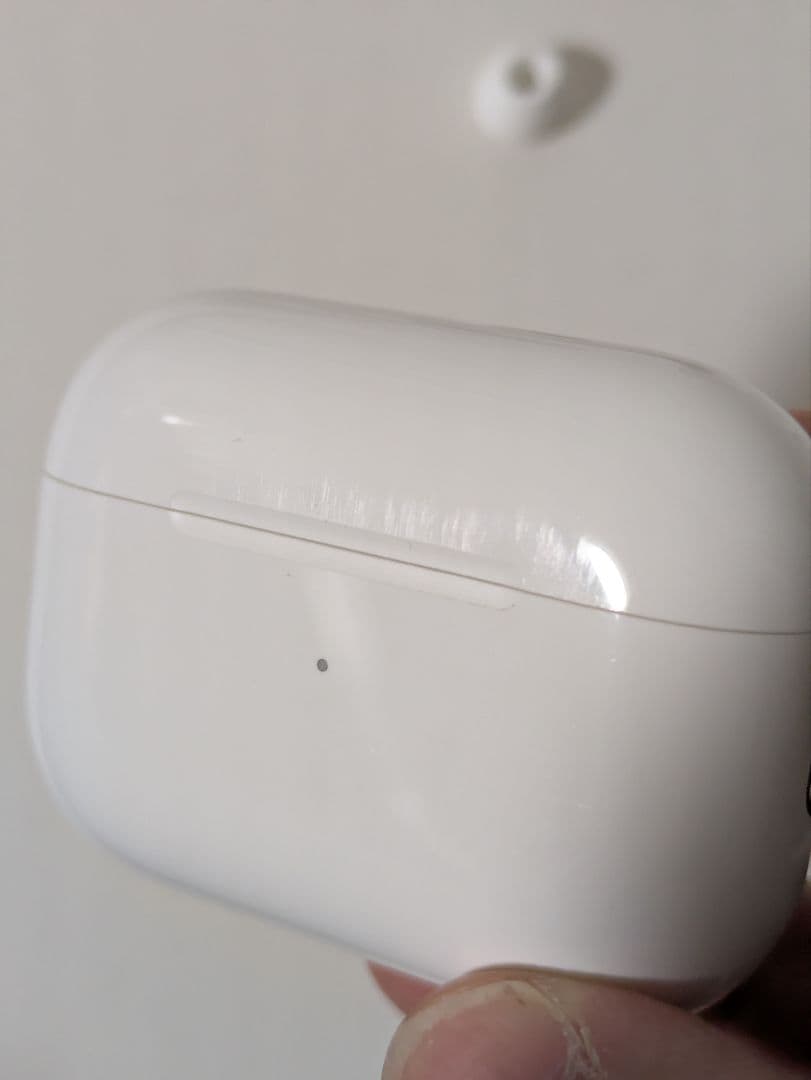 本物 Apple AirPods本体 第二世代 使用期間10カ月