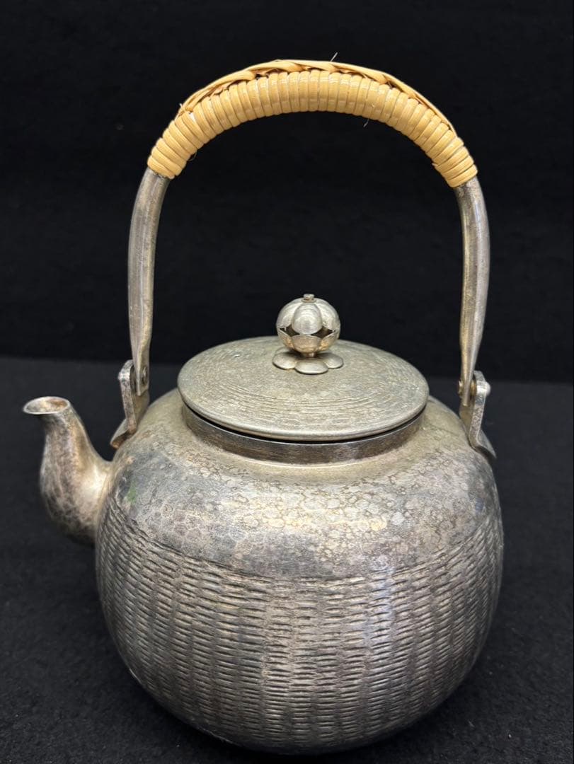 【銀瓶/御湯沸】秀峰堂 湯沸 茶道具 希少品 丸型五合