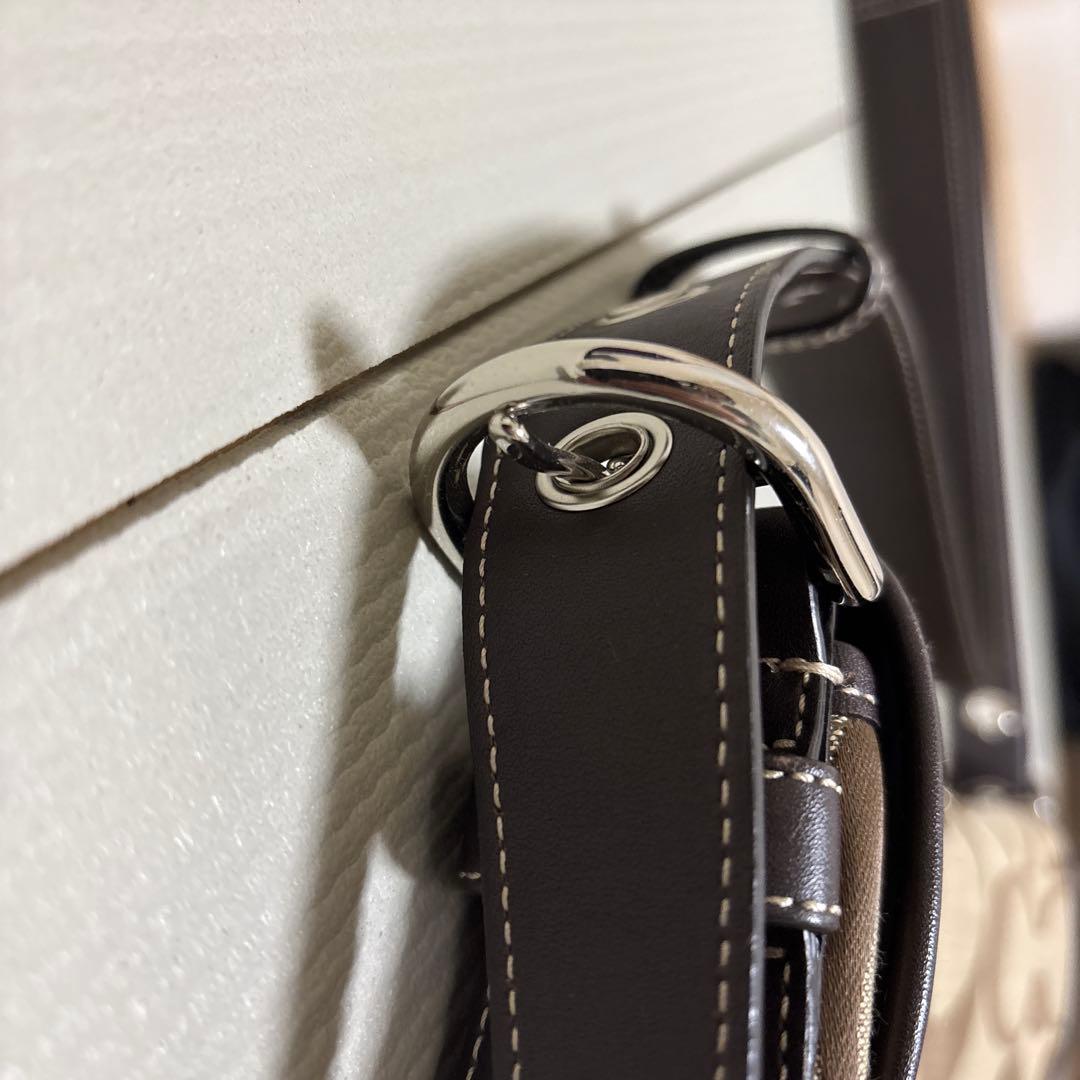 ⚠️週末価格　Coach ロゴプリント ショルダーバッグ